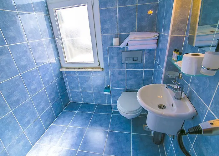 Ancient Town מלון 2*